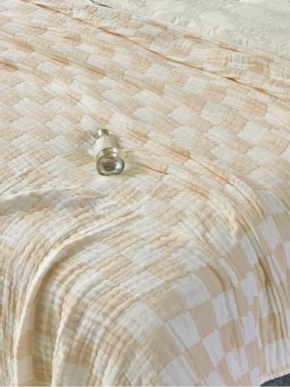 Gingham Beige + White Quilt Throw Size New Prewashed Hand Crafted Medium Check - Picture 7 of 12